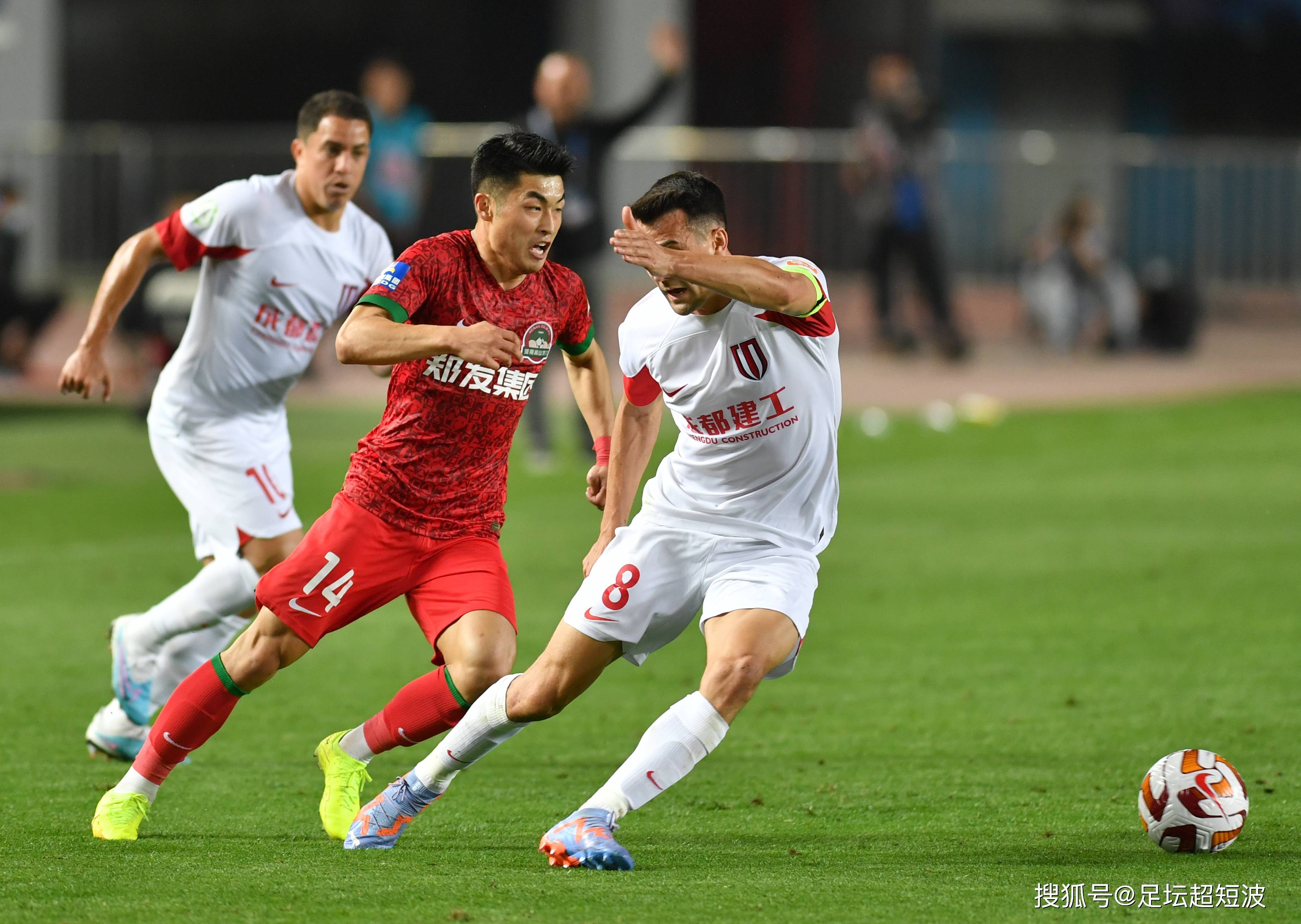 来培养中坚 来培养中坚