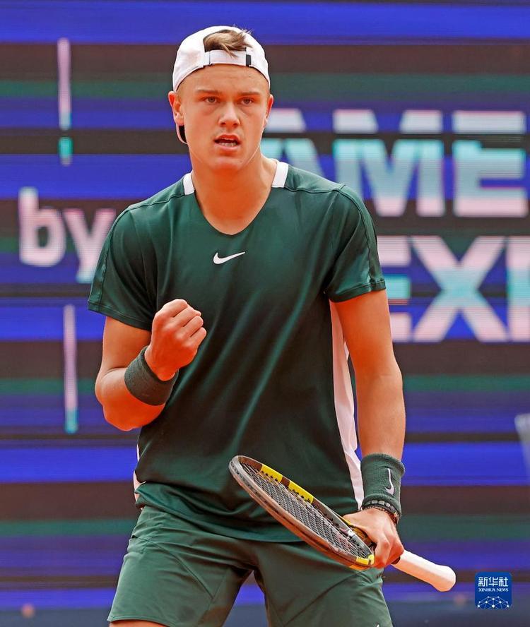 朗斯的比赛 朗斯的比赛