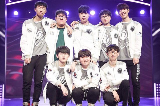 年来在国际 年来在国际